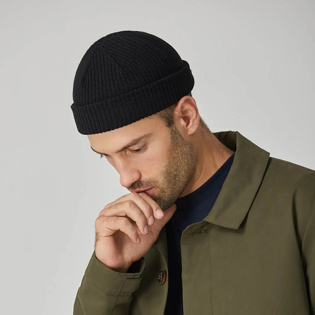 BLACK FISHERMAN BEANIE